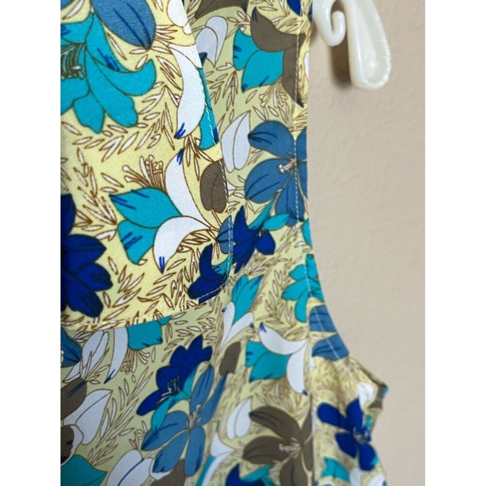 CAbi Floral Wish Peplum Sleeveless Button Front Top Size Medium *FLAW - Picture 7 of 14